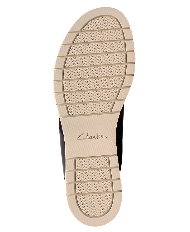 Clarks Women's Diaz Cross Round Toe Wedge Sandals