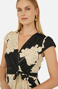 Yumi Women's Blossom Print Dipped Hem Wrap Midi Dress