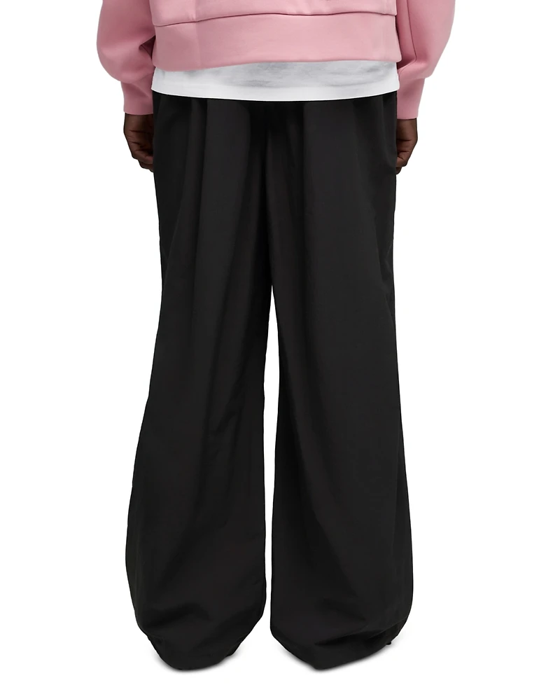 Puma Men's Wardrobe Essential Oversized Parachute Pants