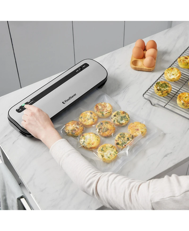 FoodSaver VS1260 Space Saving Vacuum Sealing System