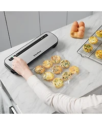 FoodSaver VS1260 Space Saving Vacuum Sealing System