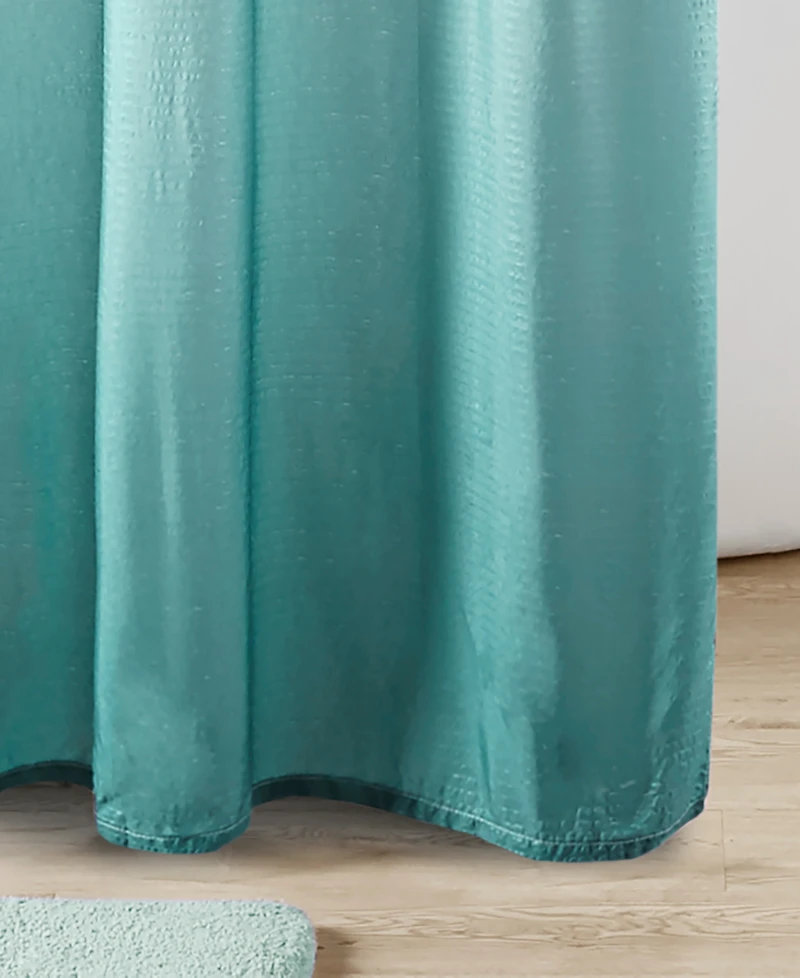 Madison Park Ara Ombre Printed Seersucker Shower Curtain, 72" x