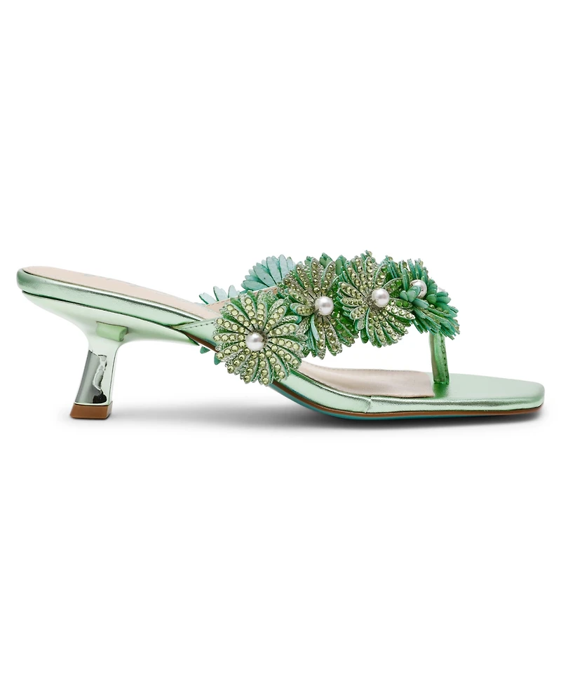 Betsey Johnson Women's Leslie Slip-On Sandals