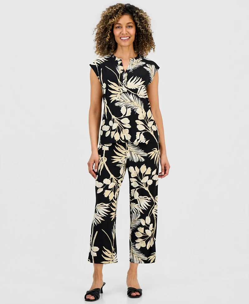 Anne Klein Essentials Petite Printed Short-Sleeve Top