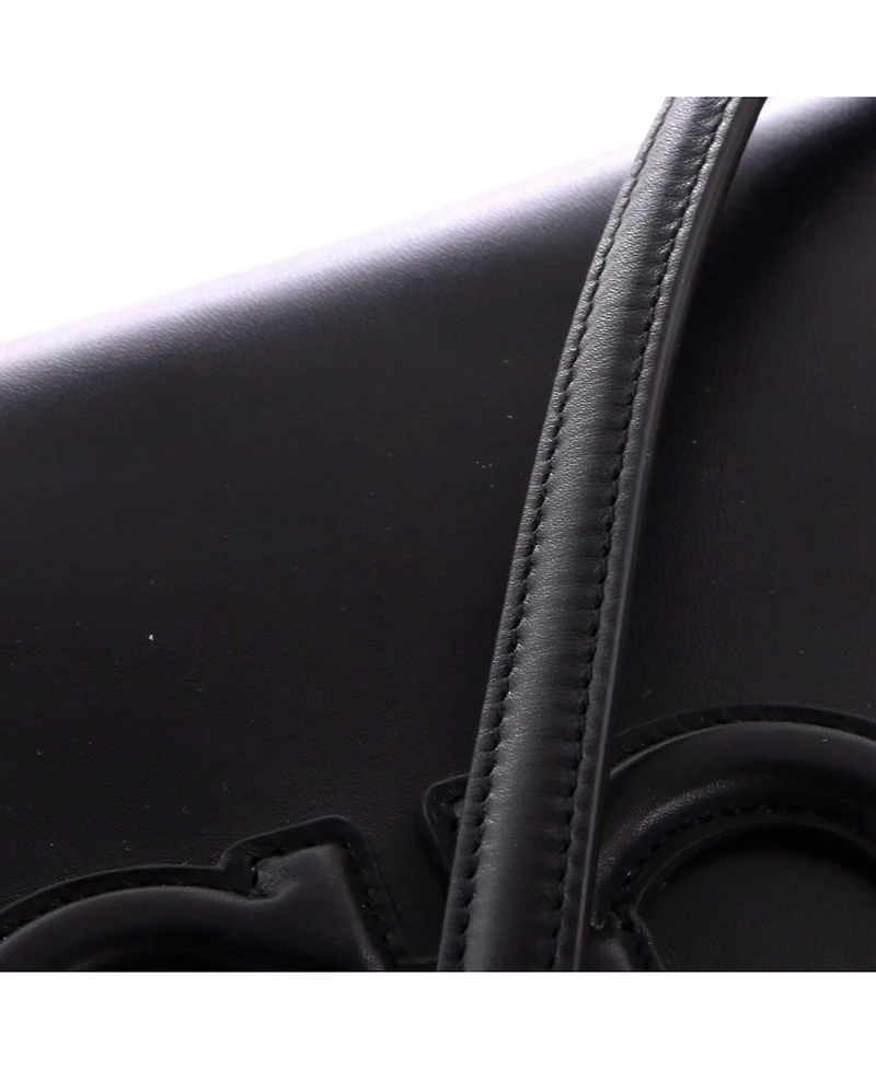 Pre-Owned Salvatore Ferragamo Aura Bag Leather