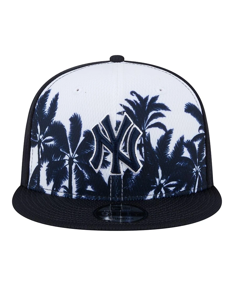 New Era Men's Navy New York Yankees 2026 Spring Training Fan Pack Grow 9FIFTY Snapback Hat