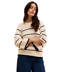 Celtic & Co. Women's Raglan Crop Sleeve Crew Sweater