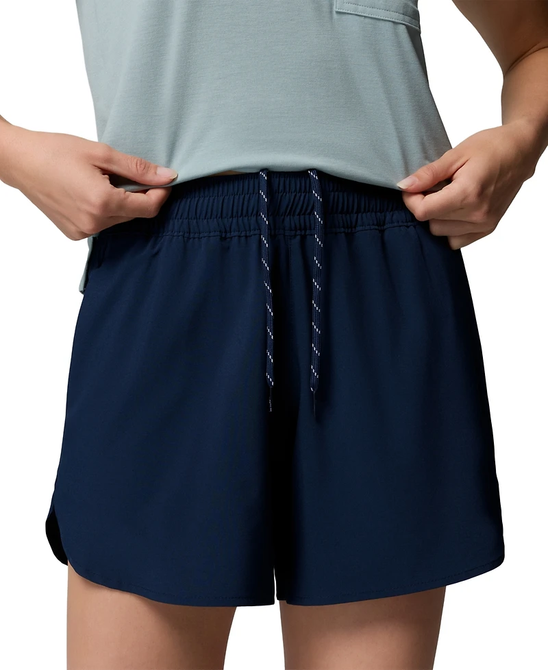 Columbia Women's Vital Valley Regular Fit Pull-On Shorts