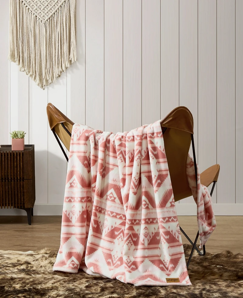 Wrangler Jesse Printed Plush Throw, 70" X 50"