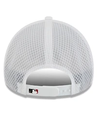 New Era Men's White Arizona Diamondbacks 2026 Batting Practice Apex 9FORTY Adjustable Trucker Hat