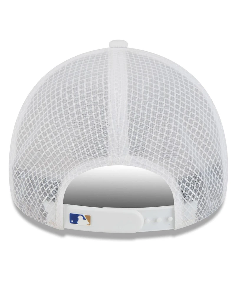 New Era Men's White Kansas City Royals 2026 Batting Practice Apex 9FORTY Adjustable Trucker Hat