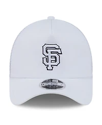 New Era Men's White San Francisco Giants 2026 Batting Practice Apex 9FORTY Adjustable Trucker Hat