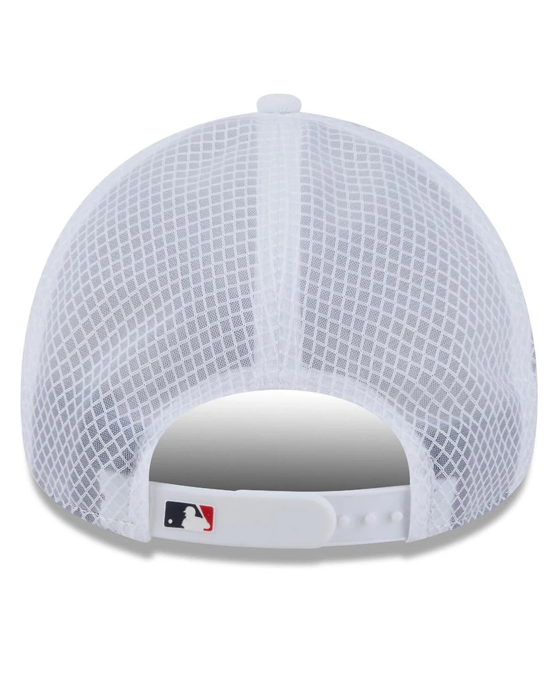 New Era Men's White St. Louis Cardinals 2026 Batting Practice Apex 9FORTY Adjustable Trucker Hat