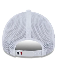 New Era Men's White St. Louis Cardinals 2026 Batting Practice Apex 9FORTY Adjustable Trucker Hat