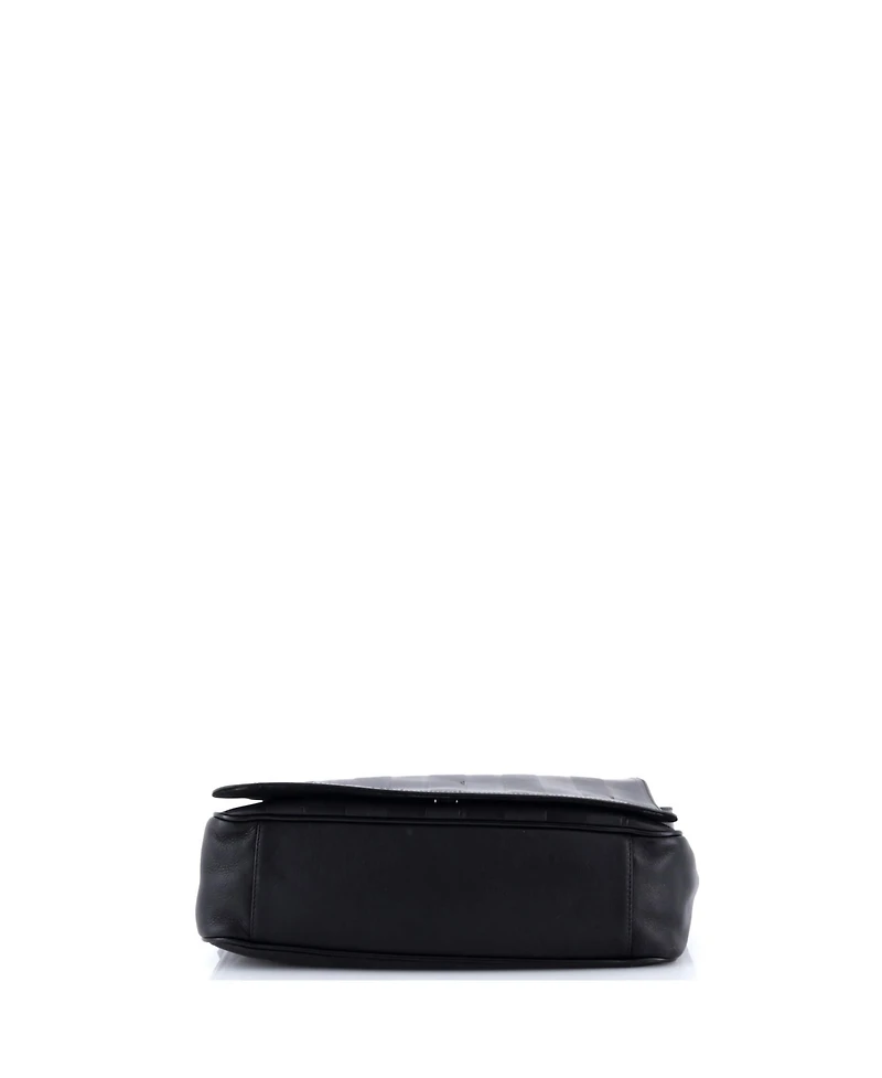 Pre-Owned Fendi Large Flap Messenger Bag Pequin Embossed Leather