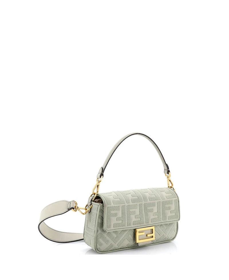Pre-Owned Fendi Medium Baguette Nm Bag Zucca Embroidered Canvas