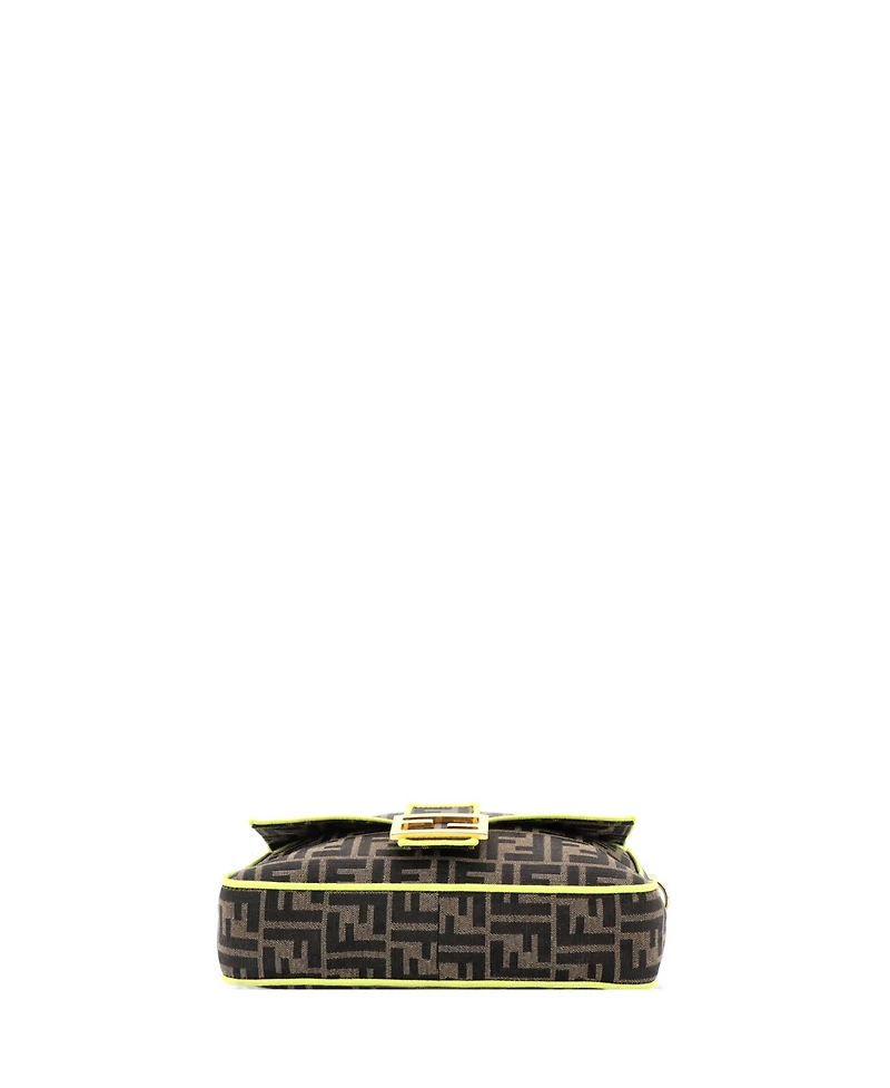 Pre-Owned Fendi Medium Baguette Nm Bag Zucca Canvas