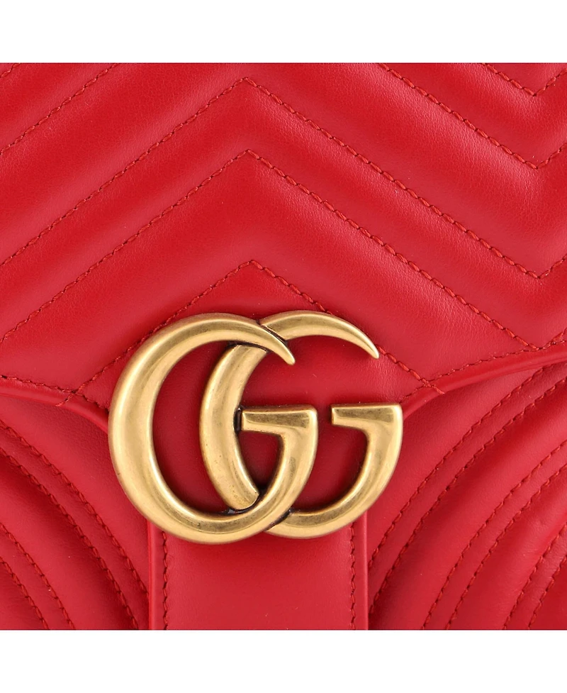 Pre-Owned Gucci Small Gg Marmont Zip Around Camera Bag Matelasse Leather