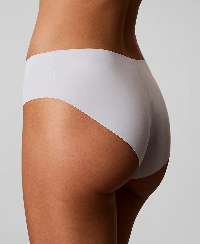 Calvin Klein Women's Invisibles Microfiber Stretch Hipster Underwear D3429