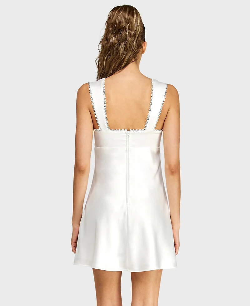 Alex & Sophia Juniors' Sweetheart Neck Short Dress