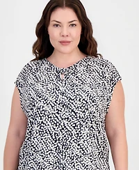 Kasper Plus Knot-Neck Extended-Shoulder Top