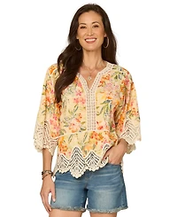 Democracy Women's V-Neck Scallop Edge Crochet Top