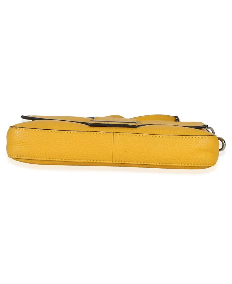 Pre-Owned Fendi Yellow Cuoio Romano Selleria Belt Baguette Bag