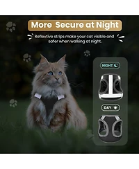 Aronkl Escape Proof Cat Harness and Leash Set Adjustable Lightweight Soft Vest with Reflective Strip for Walking