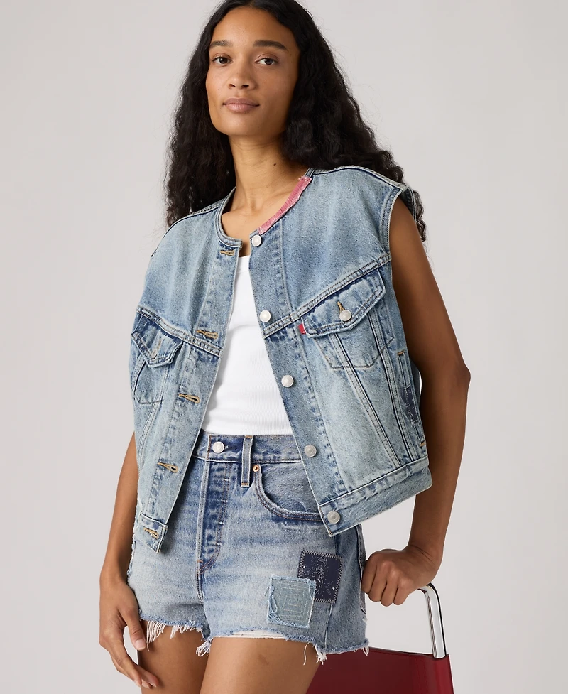 Levi's Women's Relaxed-Fit Sleeveless Trucker Jacket