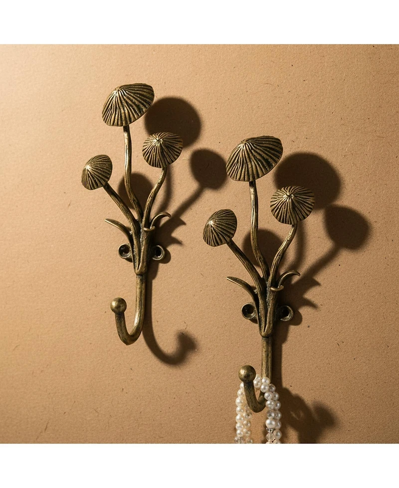 Yigii 2pcs Metal 3D Mushroom Coat Hooks for Entryway Bathroom Bedroom Farmhouse Decoration