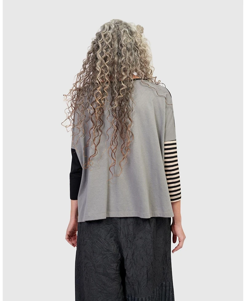 Alembika Women's Urban Coyote Tee