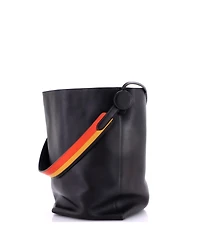 Pre-Owned HERMES 17 Licol Bag Volupto