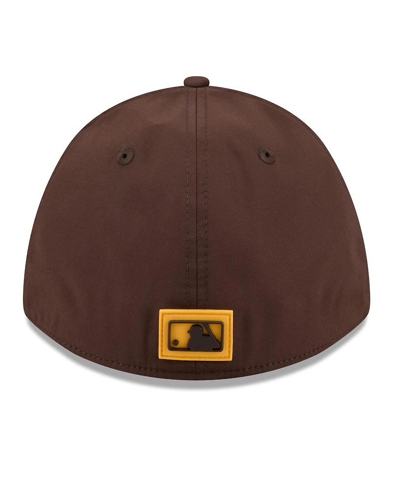 New Era Men's Brown San Diego Padres 2026 Clubhouse M-Crown 39THIRTY Flex Hat