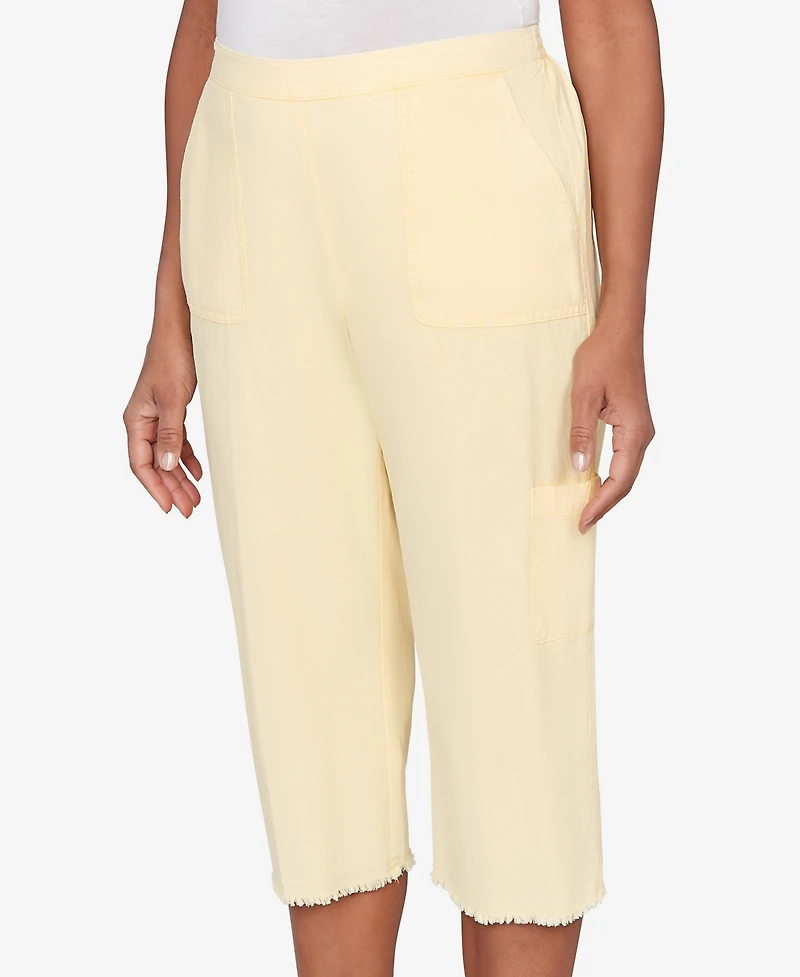 Alfred Dunner Petite Out of the Blue Fringe Denim Patch Pocket Capri Pants