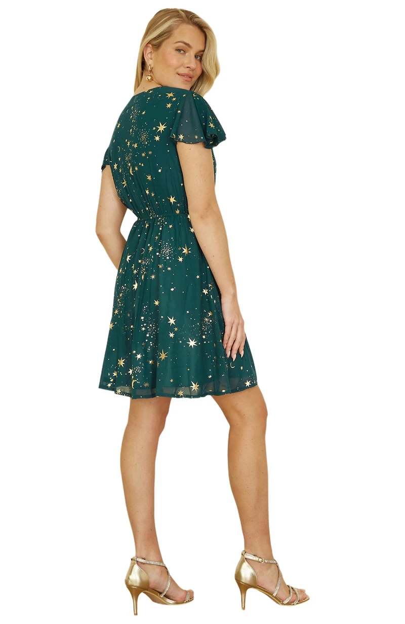 Yumi Women's Foil Star Print Wrap Skater Dress