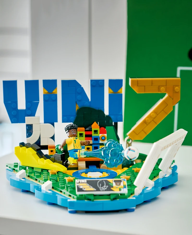 Lego Editions Vini Jr. Soccer Highlights 43027, 510 Pieces
