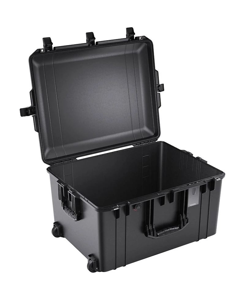 Pelican 1637NF Protector Case without Foam
