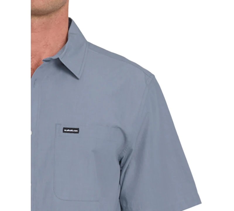 Quiksilver Men's Shore Break Classic Short-Sleeve Shirt