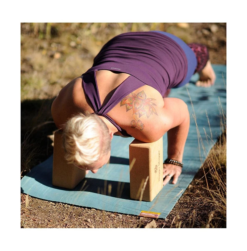 Hugger Cork Yoga Block