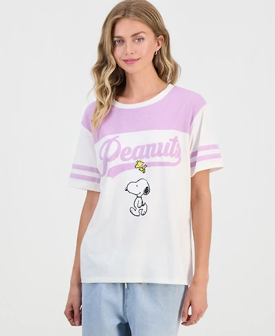 Peanuts Juniors' Snoopy Graphic T-Shirt