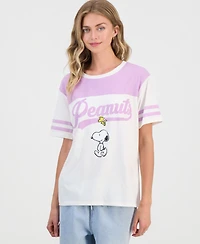 Peanuts Juniors' Snoopy Graphic T-Shirt