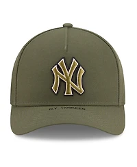 New Era Men's Olive New York Yankees 2026 Armed Forces Day 9FORTY Adjustable Hat