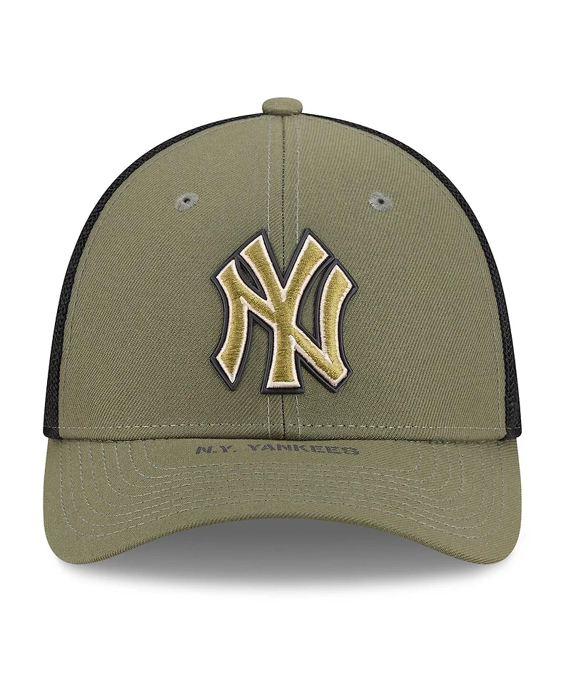 New Era Men's Olive New York Yankees 2026 Armed Forces Day 39THIRTY M-Crown Flex Hat