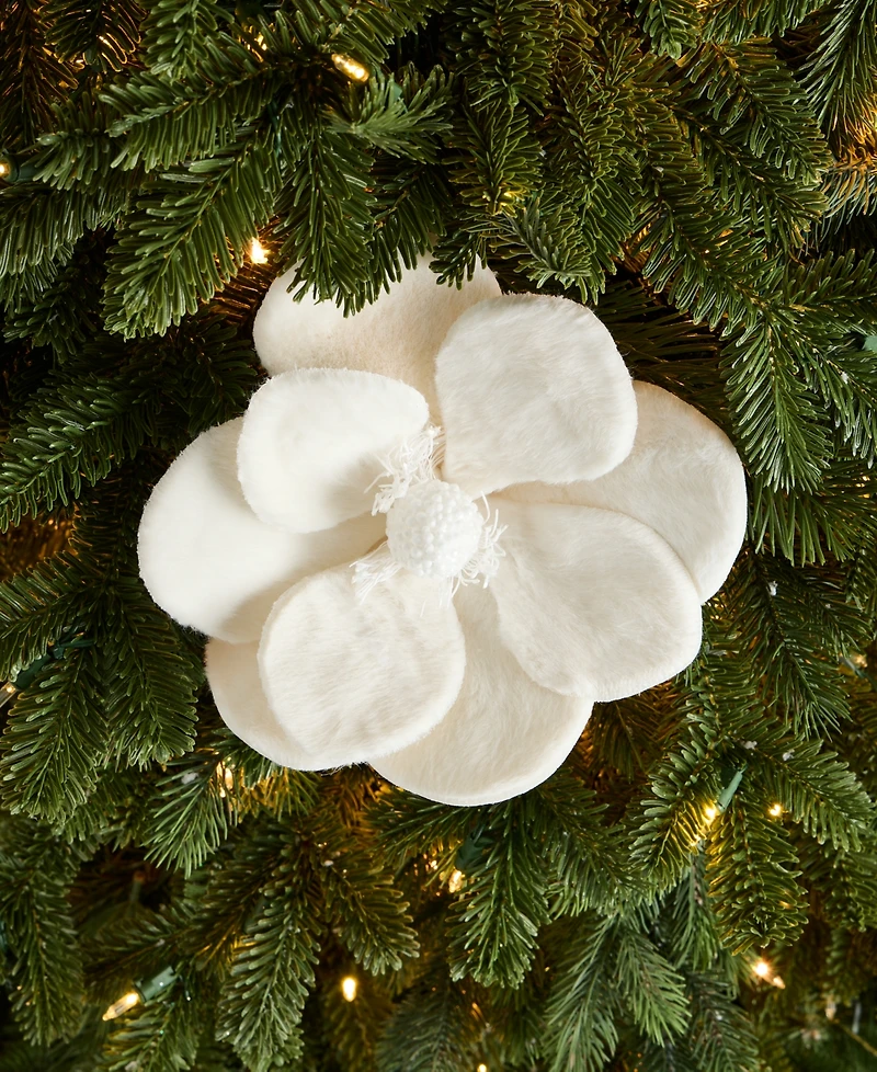 Holiday Lane Cozy Cabin Magnolia Pick, Macy's Exclusive
