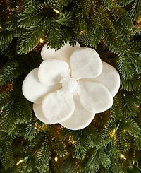 Holiday Lane Cozy Cabin Magnolia Pick, Macy's Exclusive