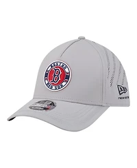 New Era Men's Gray Boston Red Sox Patch 39THIRTY A-Frame M-Crown Perforated Flex Hat