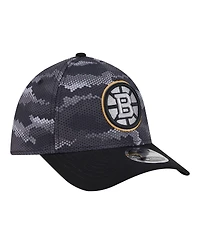 New Era Men's Black Boston Bruins Zero Dark 39THIRTY Flex Hat