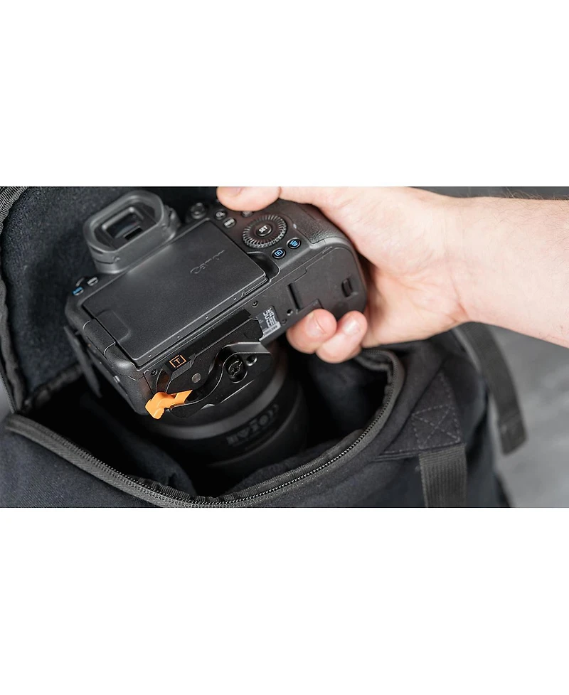 Tether Tools LeverLock Plate and TetherPro Optima 10G 15' Usb-c Straight to Usb-c Right Angle Cable