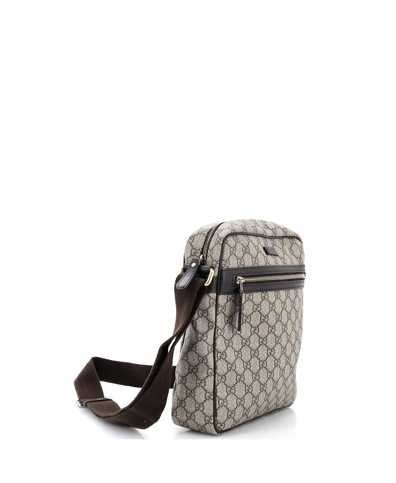 Pre-Owned Gucci Medium Front Zip Messenger Gg Coated Canvas