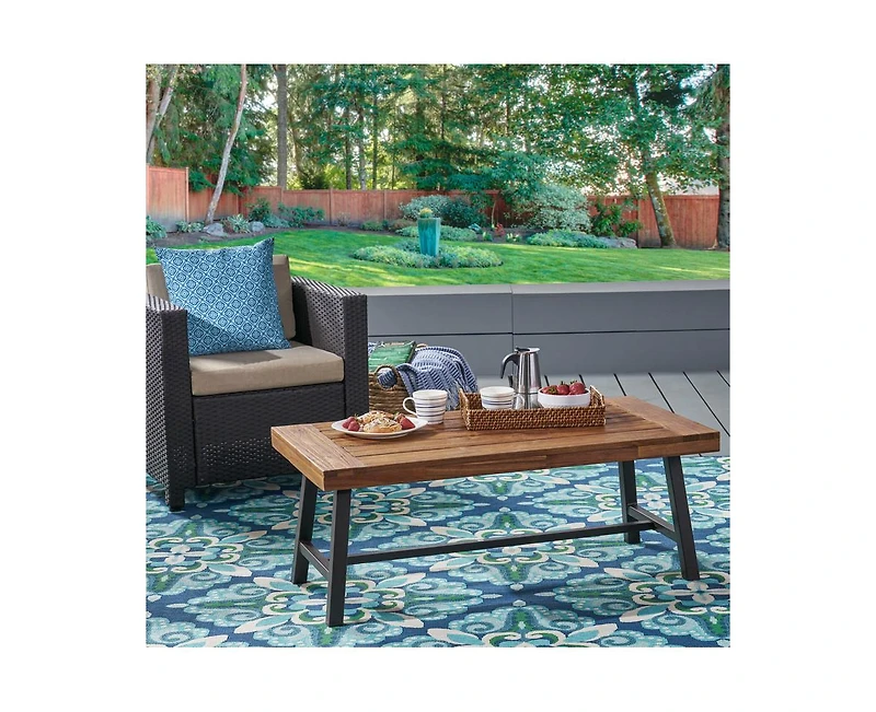 sumyeg Carlisle Coffee Table Outdoor Accent Table